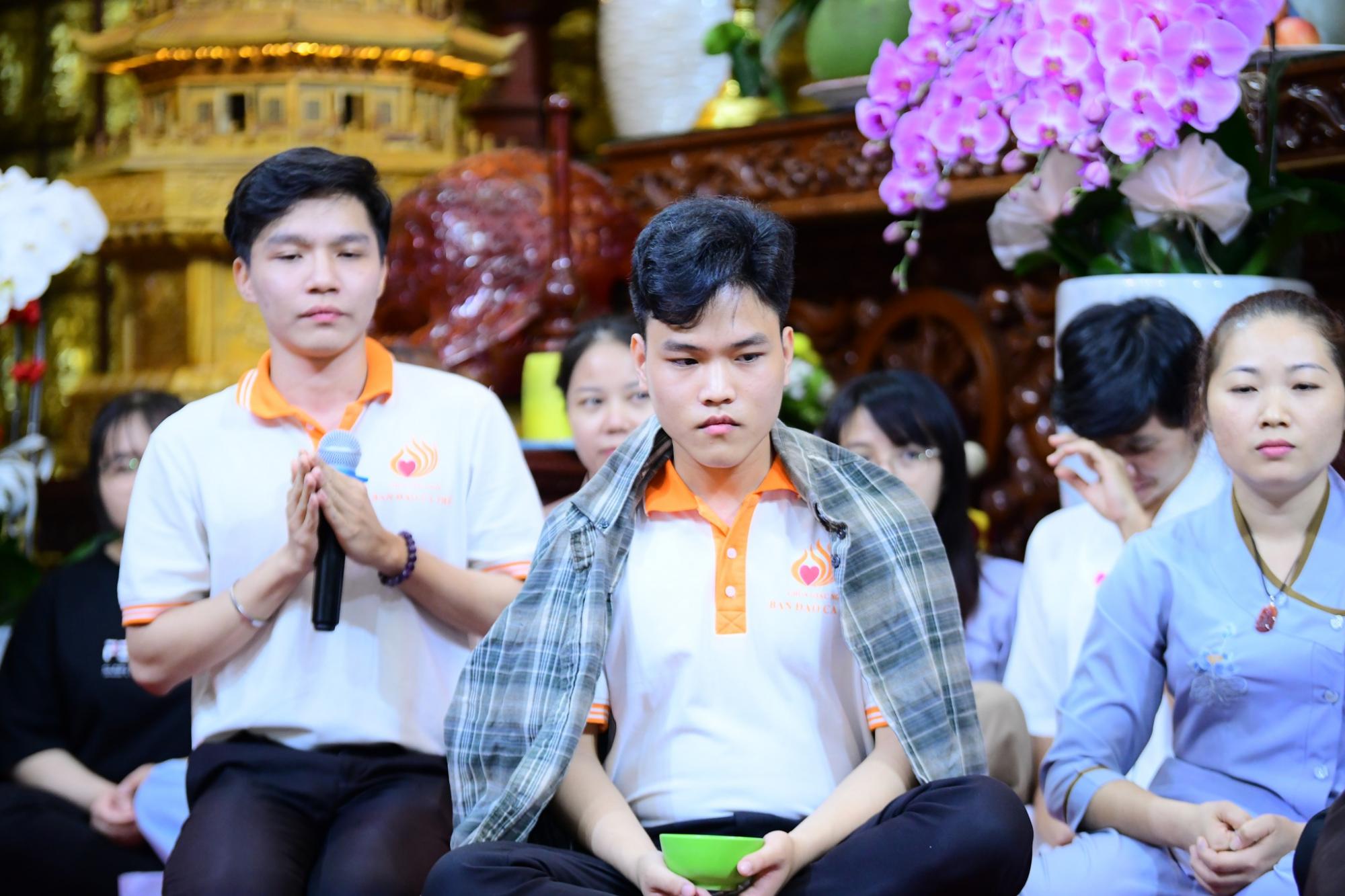 Sôi nổi khóa tu Tuổi trẻ hướng Phật chùa Giác Ngộ