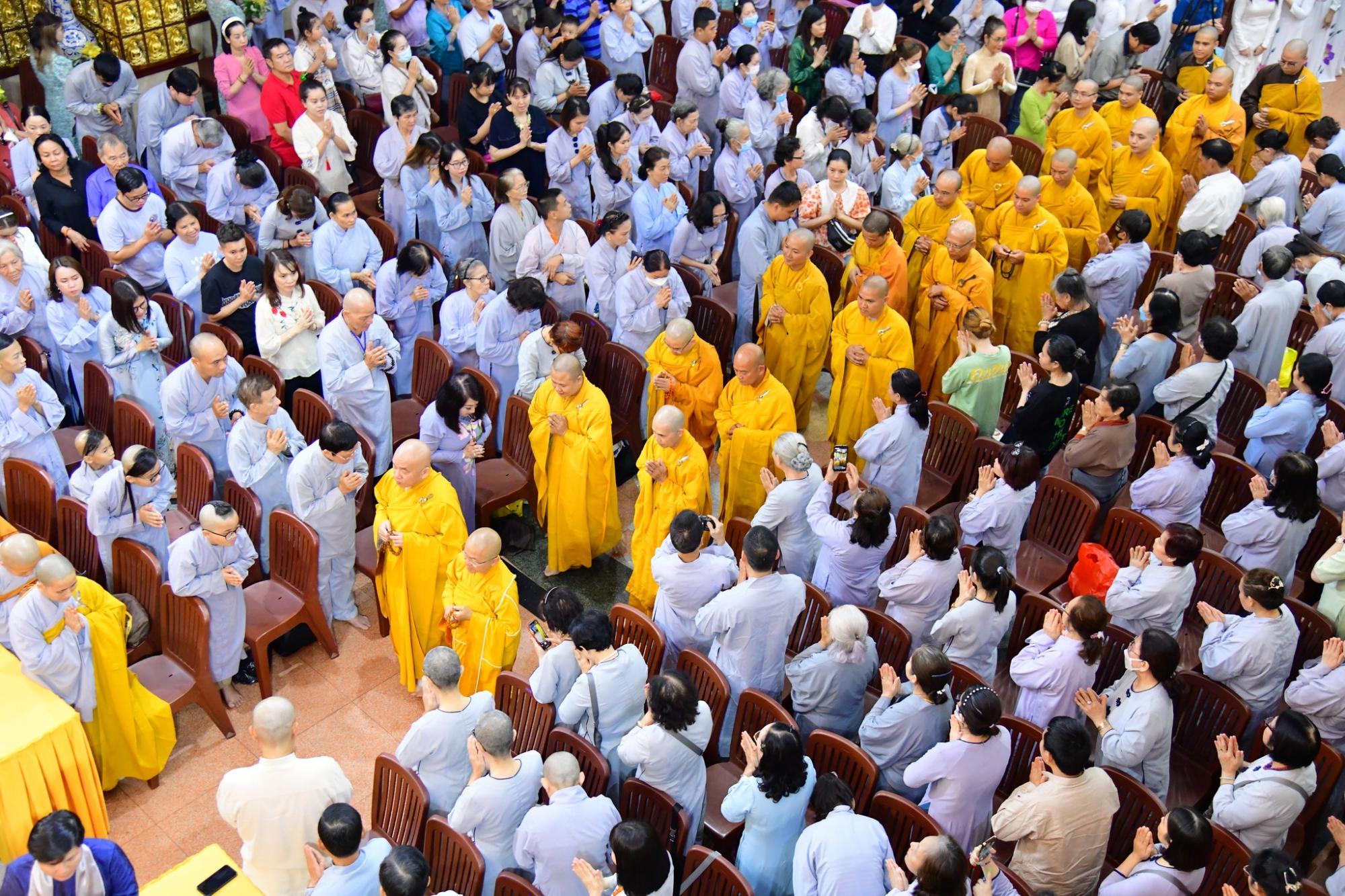 Tưởng niệm ngày Đức Phật nhập Niết bàn và kỷ niệm ngày tiếp nối lần thứ 55 của TT. Thích Nhật Từ