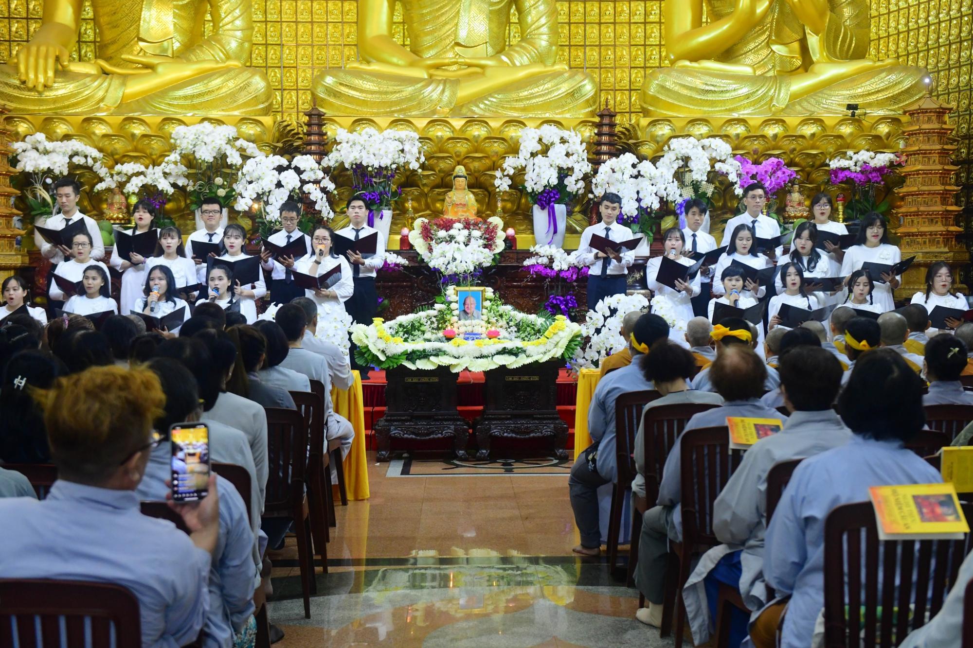 Lễ tưởng niệm cụ ông Trần Ngọc Anh, thân sinh TT. Thích Nhật Từ