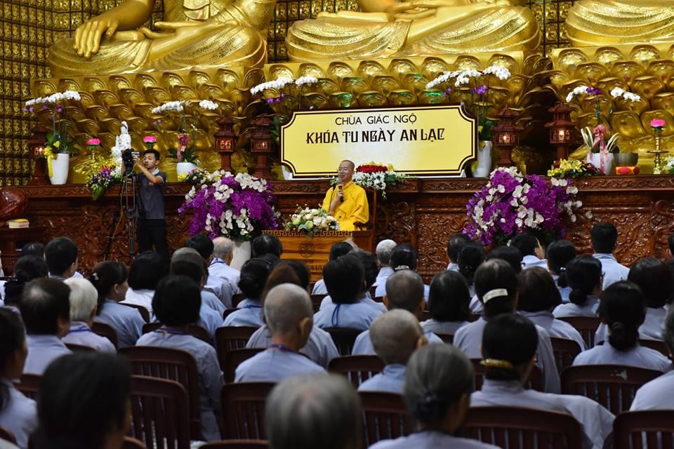 KHÓA TU NGÀY AN LẠC - TUỔI TRẺ HƯỚNG PHẬT 51 NHÂN MÙA VU-LAN TẠI CHÙA GIÁC NGỘ
