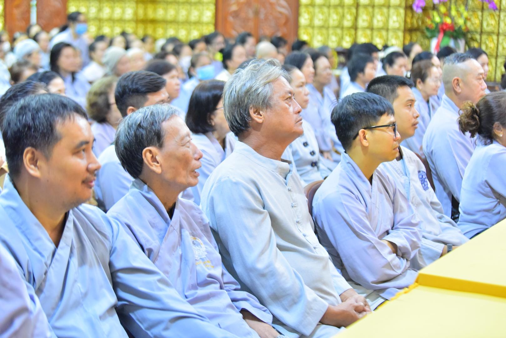 Sôi nổi Khóa tu cuối  tuần tại chùa Giác Ngộ