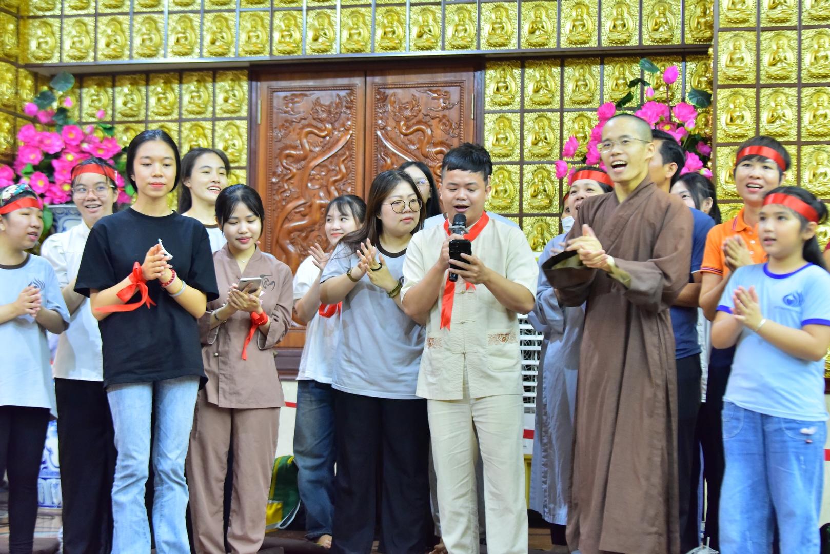 Sôi nổi Khóa tu cuối  tuần tại chùa Giác Ngộ