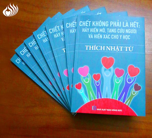 Quà Tặng Đặc Biệt  Chết Không Phải Là Hết: Hãy Hiến Mô, Tạng Cứu Người Và Hiến Xác Cho Y Học (HX2018)