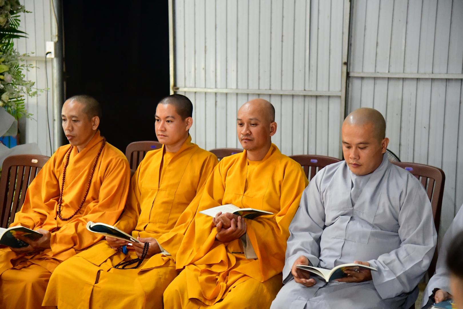 Ấm tình pháp lữ linh sơn trong những ngày diễn ra tang lễ của cố Đại đức Thích Ngộ Phước