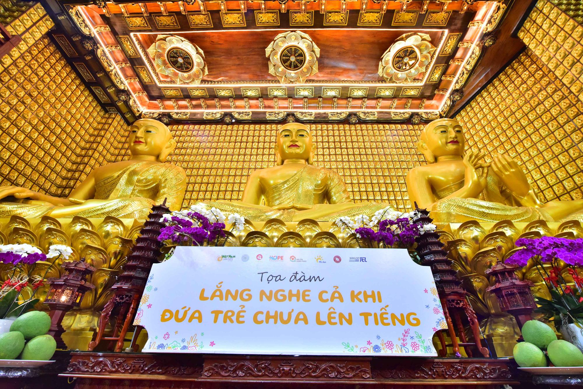 Hãy lắng nghe trẻ em ngay cả khi chúng chưa lên tiếng