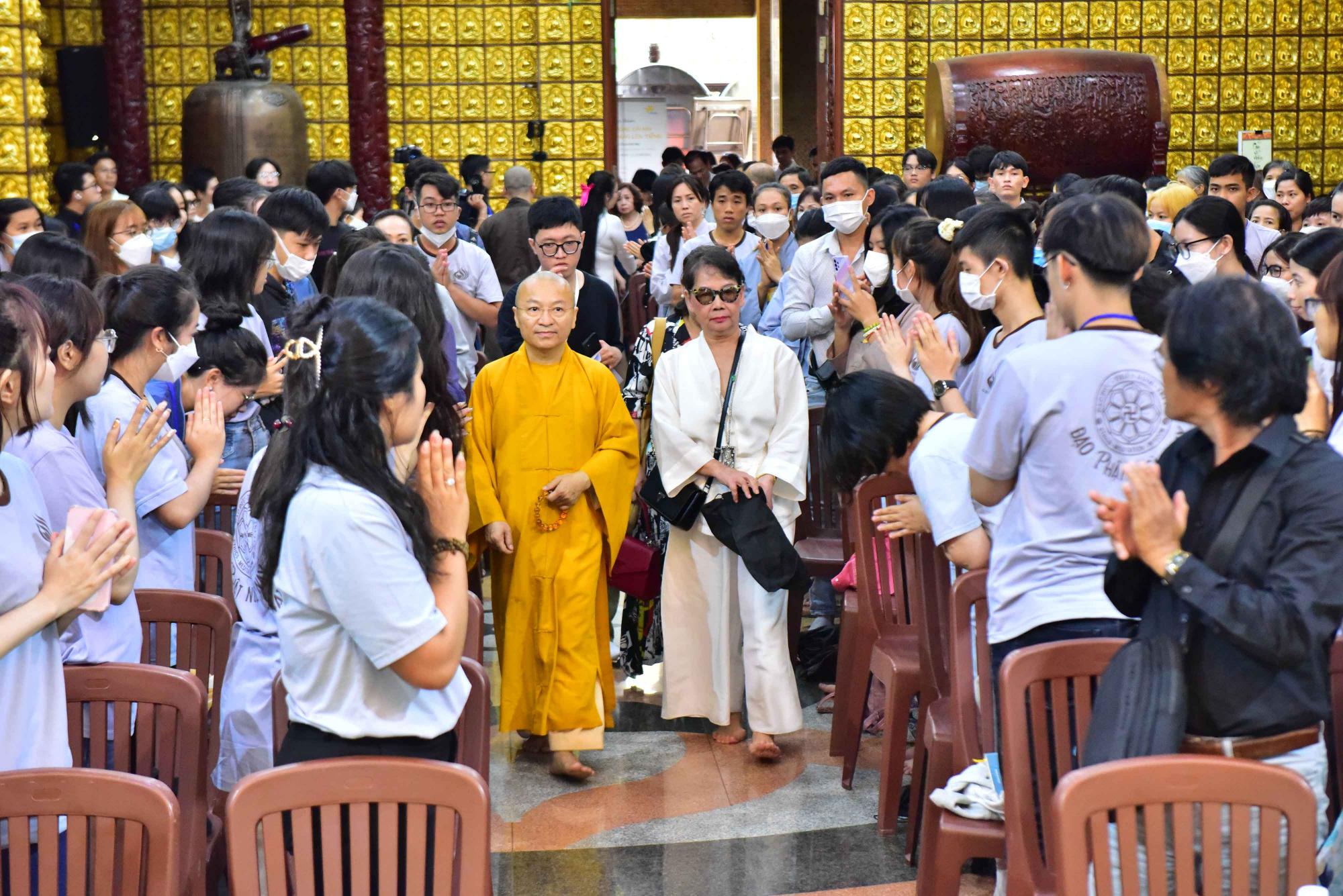 Hãy lắng nghe trẻ em ngay cả khi chúng chưa lên tiếng